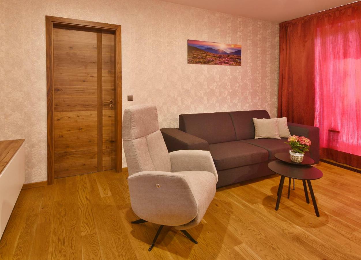 Apartment Adélka 104 with private whirlpool Špindlerŭv Mlýn Esterno foto